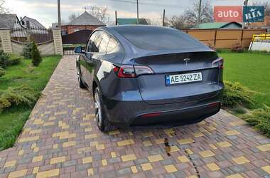 Внедорожник / Кроссовер Tesla Model Y 2023 в Новомосковске