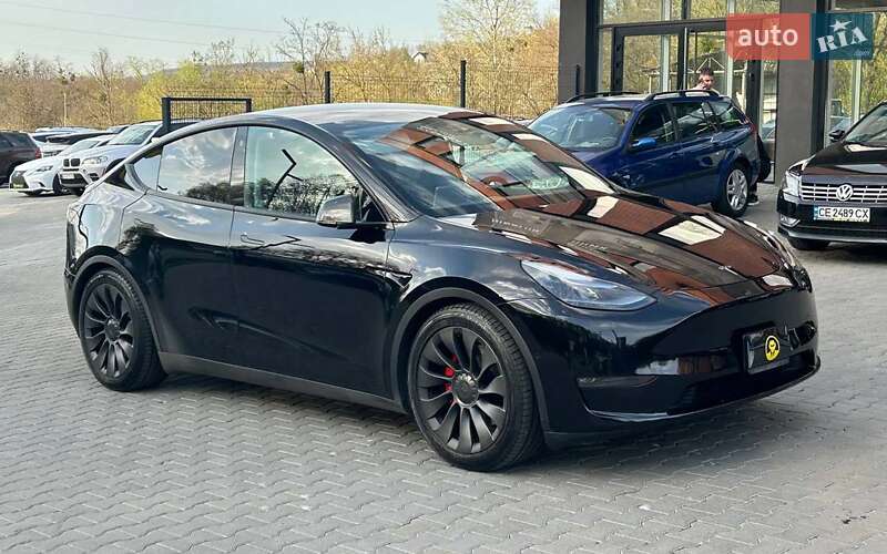 Внедорожник / Кроссовер Tesla Model Y 2020 в Черновцах