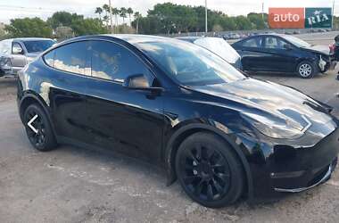 Внедорожник / Кроссовер Tesla Model Y 2023 в Львове