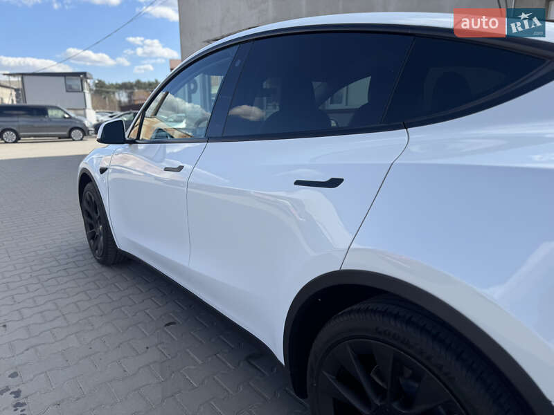 Внедорожник / Кроссовер Tesla Model Y 2020 в Луцке