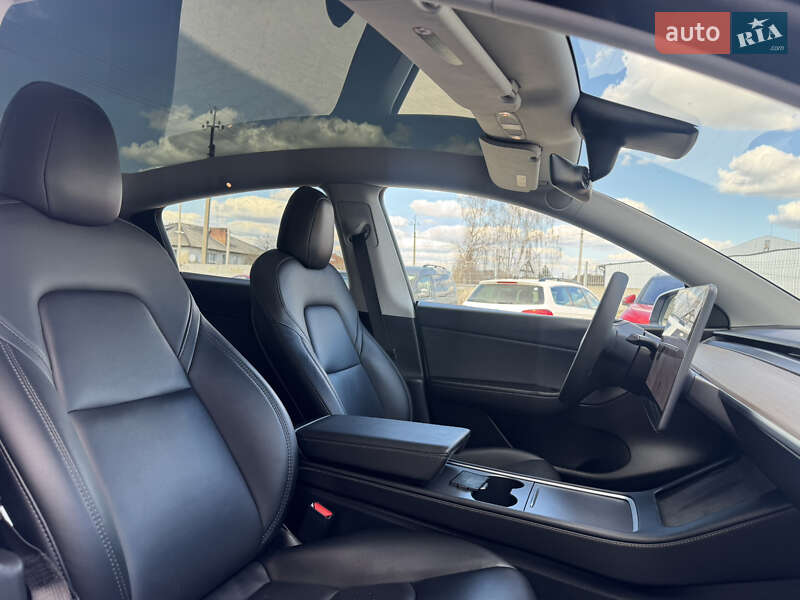 Внедорожник / Кроссовер Tesla Model Y 2020 в Луцке