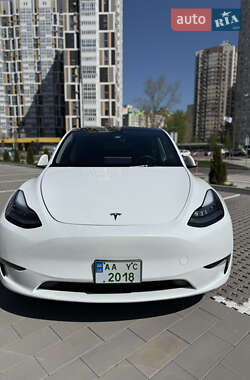 Внедорожник / Кроссовер Tesla Model Y 2022 в 