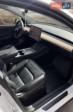 Внедорожник / Кроссовер Tesla Model Y 2022 в 
