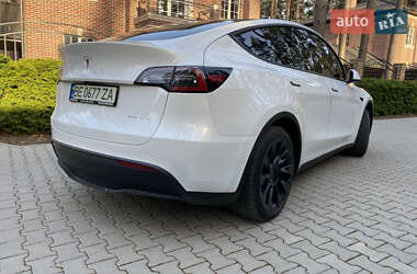Внедорожник / Кроссовер Tesla Model Y 2020 в 