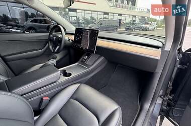 Внедорожник / Кроссовер Tesla Model Y 2021 в 
