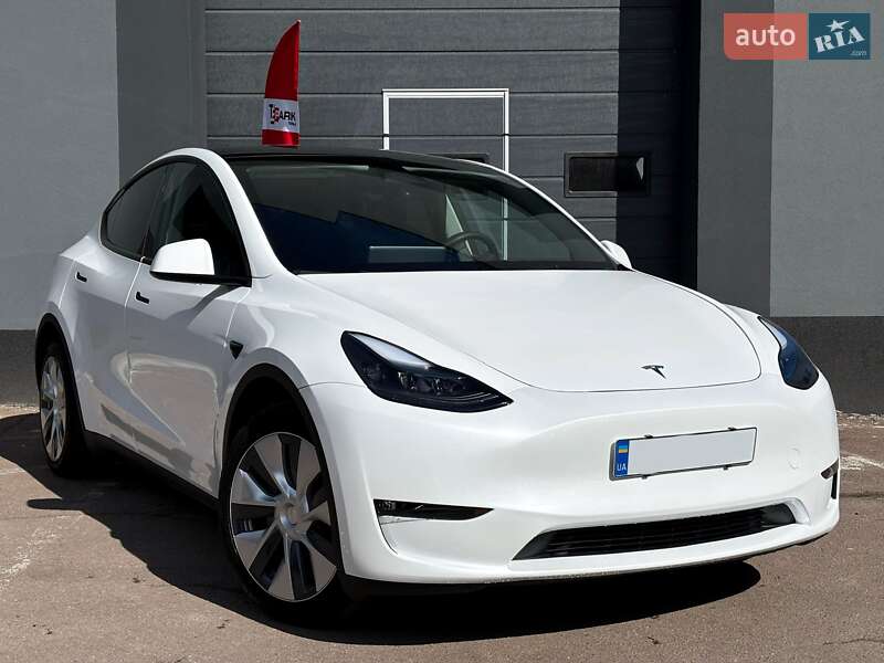 Внедорожник / Кроссовер Tesla Model Y 2023 в 