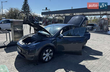 Внедорожник / Кроссовер Tesla Model Y 2022 в 
