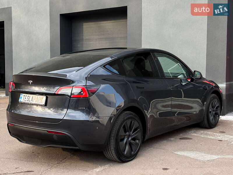 Внедорожник / Кроссовер Tesla Model Y 2024 в Киеве фото 10 Внедорожник / Кроссовер Tesla Model Y 2024 в Киеве