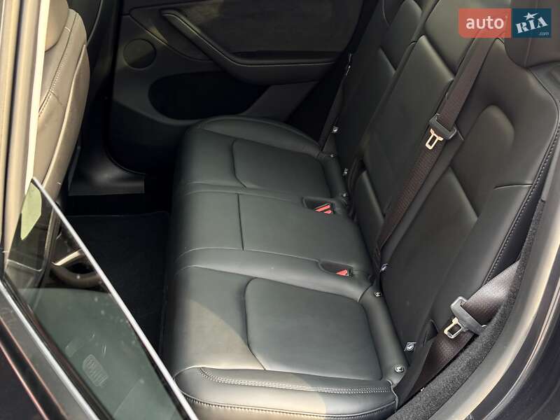 Внедорожник / Кроссовер Tesla Model Y 2024 в Киеве фото 15 Внедорожник / Кроссовер Tesla Model Y 2024 в Киеве