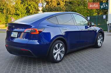 Внедорожник / Кроссовер Tesla Model Y 2021 в 
