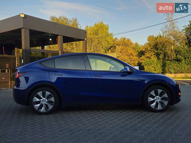 Внедорожник / Кроссовер Tesla Model Y 2021 в Обухове