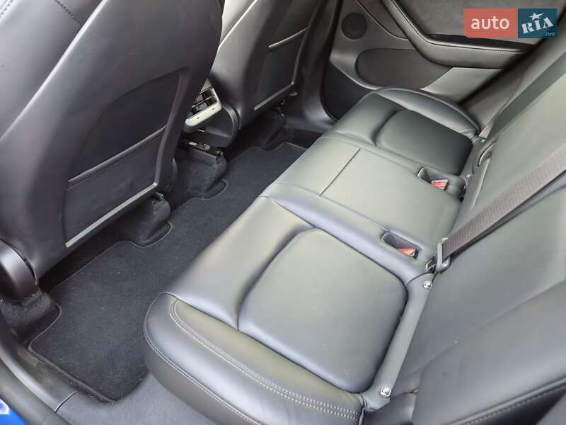Внедорожник / Кроссовер Tesla Model Y 2021 в Обухове