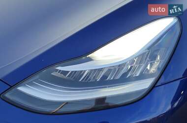 Внедорожник / Кроссовер Tesla Model Y 2021 в 