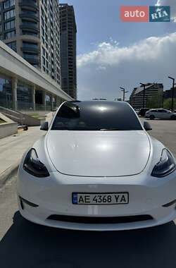 Внедорожник / Кроссовер Tesla Model Y 2021 в 