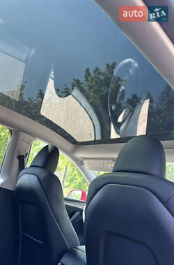 Внедорожник / Кроссовер Tesla Model Y 2023 в 
