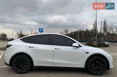 Внедорожник / Кроссовер Tesla Model Y 2020 в 