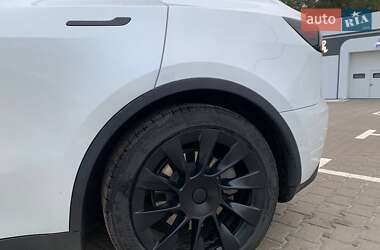Внедорожник / Кроссовер Tesla Model Y 2020 в 
