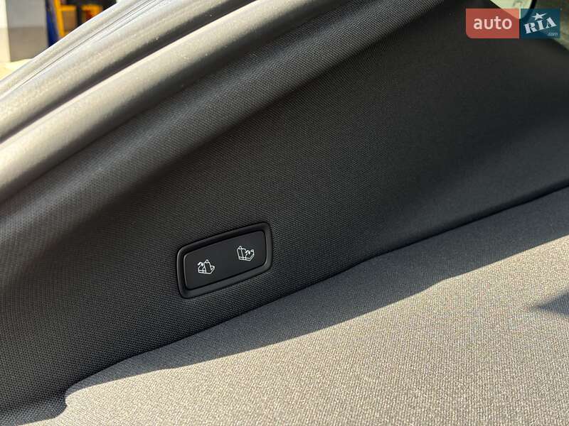 Внедорожник / Кроссовер Tesla Model Y 2025 в Киеве фото 34 Внедорожник / Кроссовер Tesla Model Y 2025 в Киеве