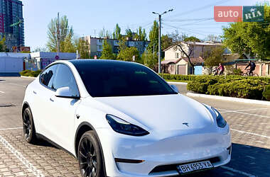 Tesla Model Y 2024 Tesla Model Y 2024