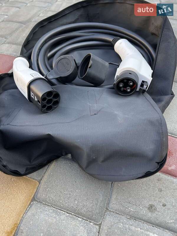 Позашляховик / Кросовер Tesla Model Y 2021 в Первомайську