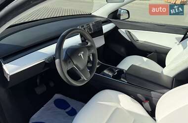 Внедорожник / Кроссовер Tesla Model Y 2020 в 