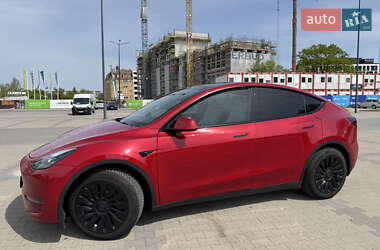 Внедорожник / Кроссовер Tesla Model Y 2021 в 