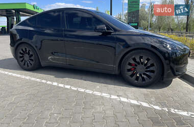 Tesla Model Y 2022
