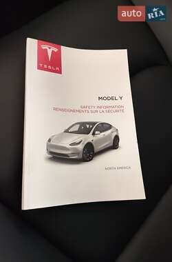 Позашляховик / Кросовер Tesla Model Y 2023 в 