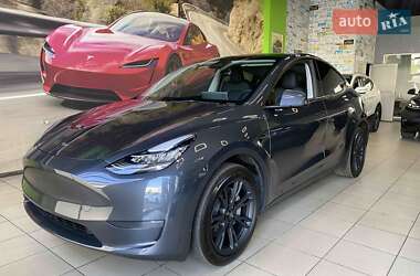 Позашляховик / Кросовер Tesla Model Y 2023 в Києві