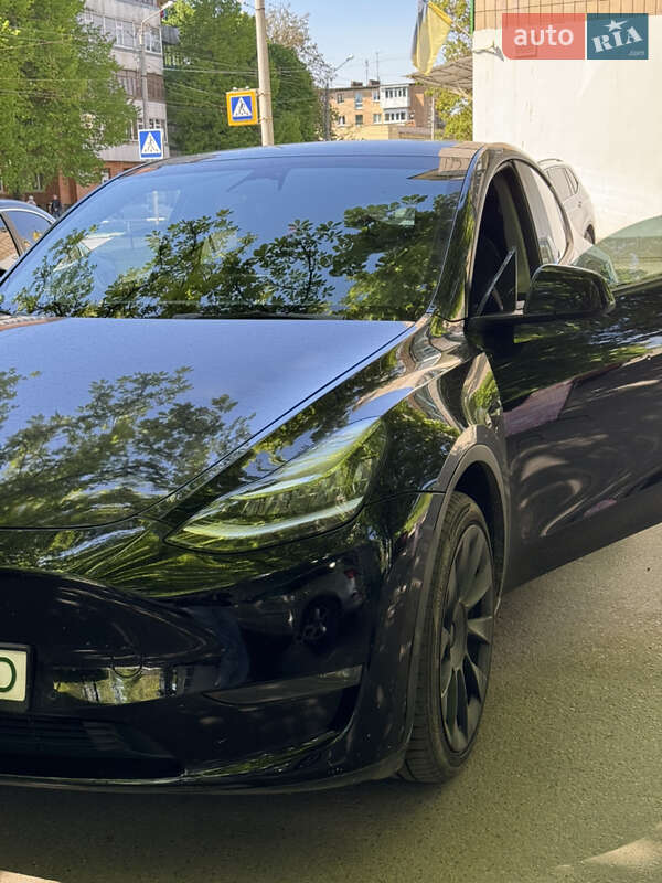Внедорожник / Кроссовер Tesla Model Y 2022 в Полтаве