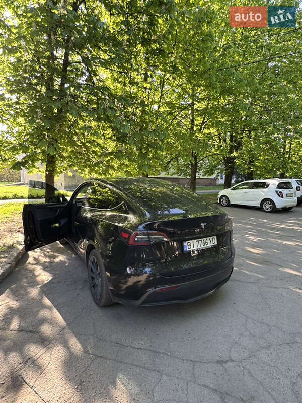 Внедорожник / Кроссовер Tesla Model Y 2022 в Полтаве