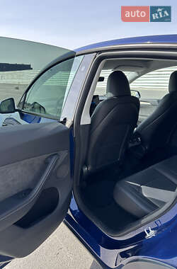 Внедорожник / Кроссовер Tesla Model Y 2023 в 