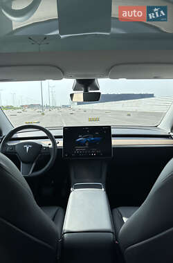 Внедорожник / Кроссовер Tesla Model Y 2023 в 