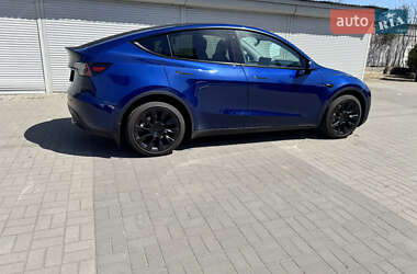 Внедорожник / Кроссовер Tesla Model Y 2023 в 