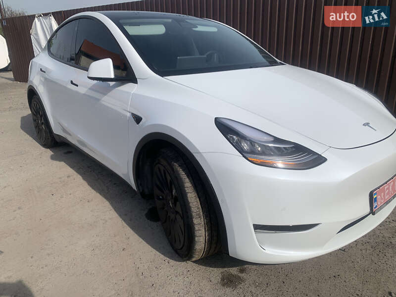 Внедорожник / Кроссовер Tesla Model Y 2022 в Дубровице