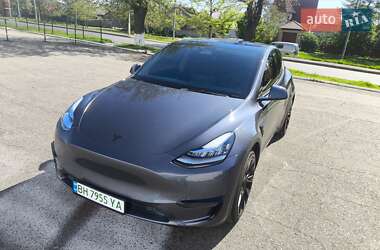 Внедорожник / Кроссовер Tesla Model Y 2022 в 