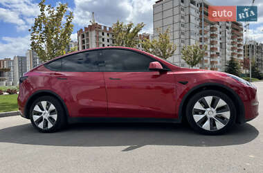 Внедорожник / Кроссовер Tesla Model Y 2021 в 