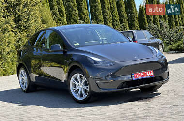 Tesla Model Y 2024 Tesla Model Y 2024