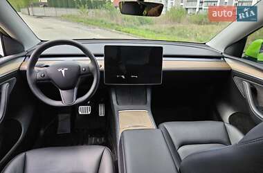 Внедорожник / Кроссовер Tesla Model Y 2023 в 