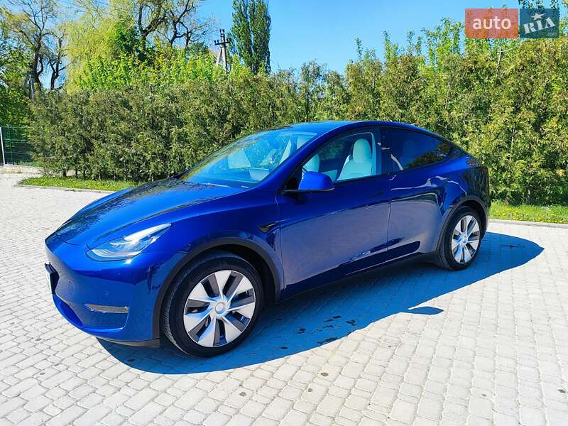 Tesla Model Y 2022