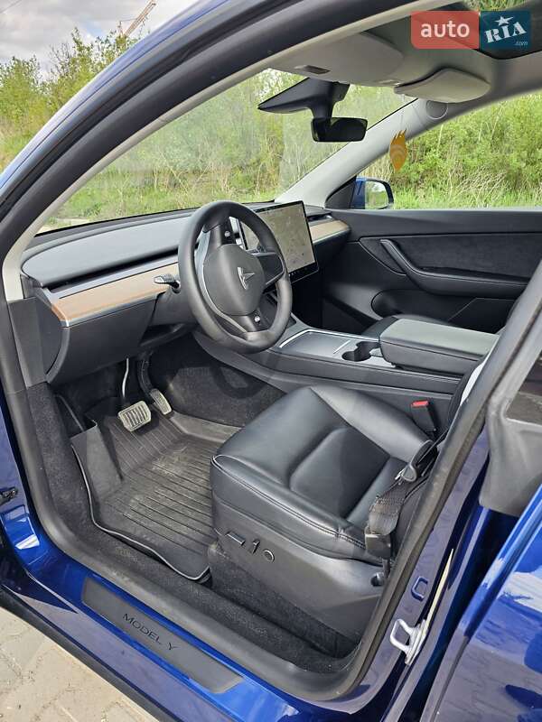 Позашляховик / Кросовер Tesla Model Y 2022 в Львові фото 8 Позашляховик / Кросовер Tesla Model Y 2022 в Львові