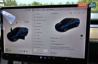 Внедорожник / Кроссовер Tesla Model Y 2022 в Львове