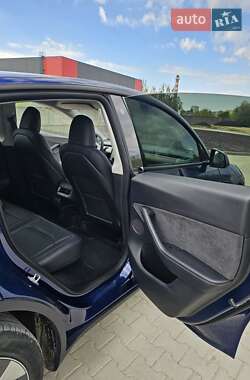 Внедорожник / Кроссовер Tesla Model Y 2022 в 