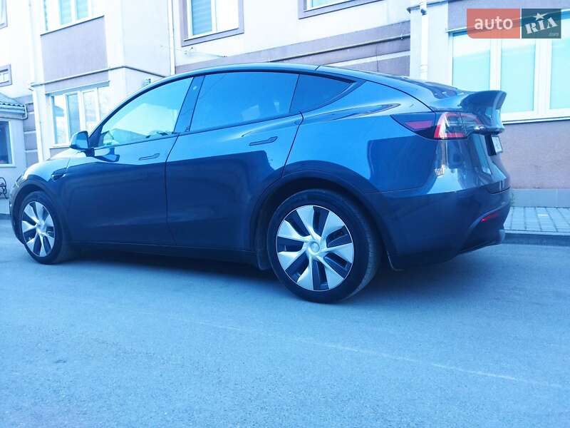 Позашляховик / Кросовер Tesla Model Y 2020 в Таращі