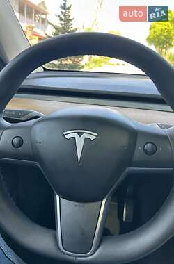 Позашляховик / Кросовер Tesla Model Y 2020 в 
