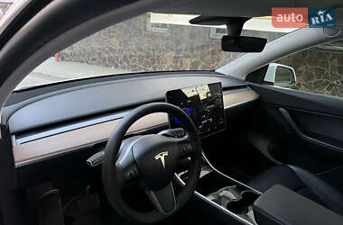 Внедорожник / Кроссовер Tesla Model Y 2020 в 