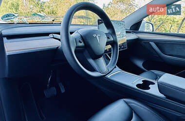 Внедорожник / Кроссовер Tesla Model Y 2022 в 