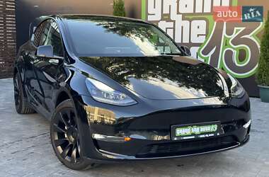 Внедорожник / Кроссовер Tesla Model Y 2023 в 