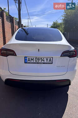 Внедорожник / Кроссовер Tesla Model Y 2021 в 