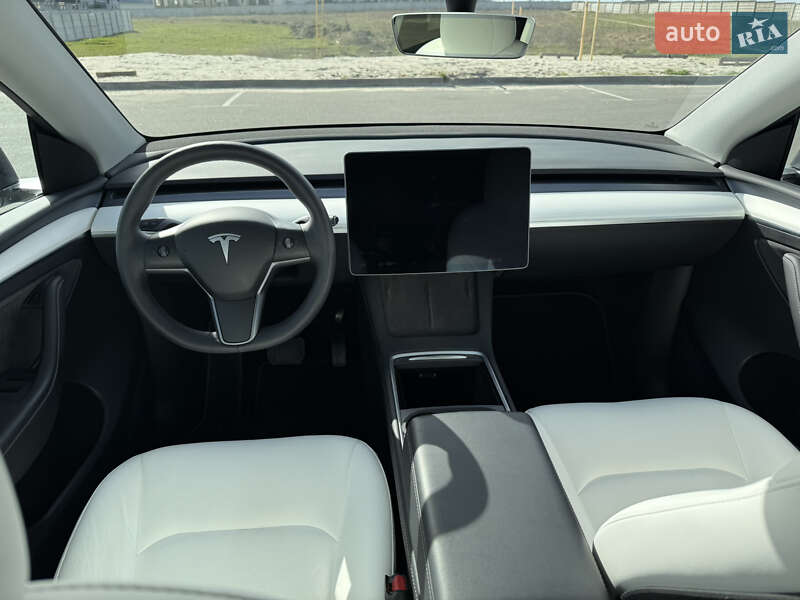 Внедорожник / Кроссовер Tesla Model Y 2022 в 